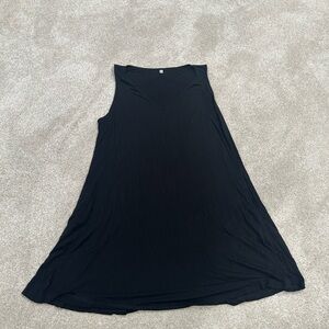 Black Sleeveless Dress